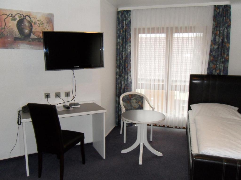 Hotel Gasthof Traube Kernen Oda fotoğraf